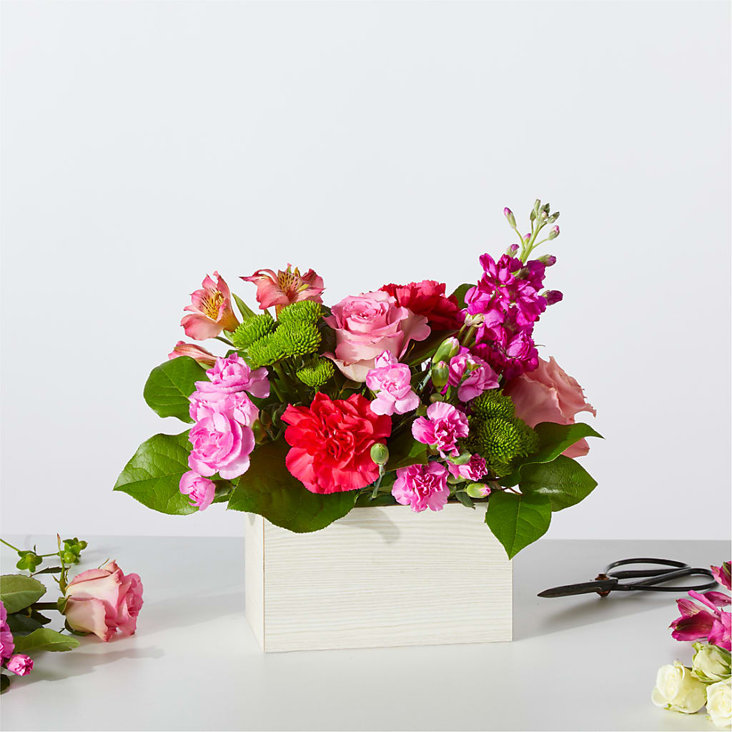 Sweetberry Box – A Florist Original – HILL'S FLOWERS AND EVENTS, San Jose CA