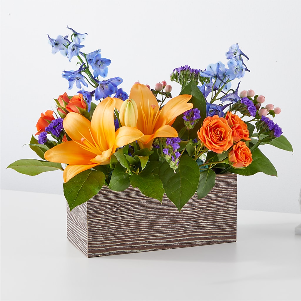 Radiant Citrus Box Bouquet – HILL'S FLOWERS AND EVENTS, San Jose CA