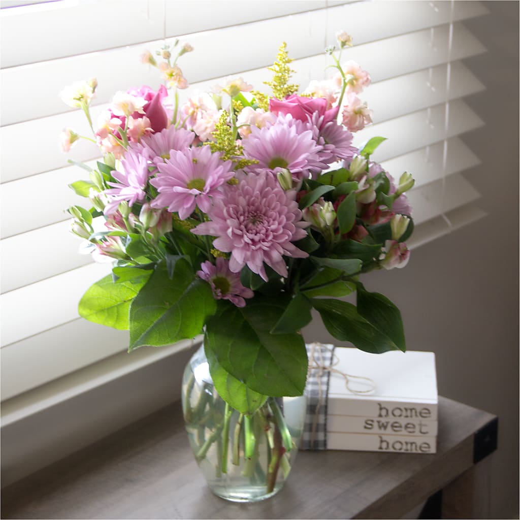 Pastel Tradition - A Florist Original – HILL'S FLOWERS AND EVENTS, San Jose CA