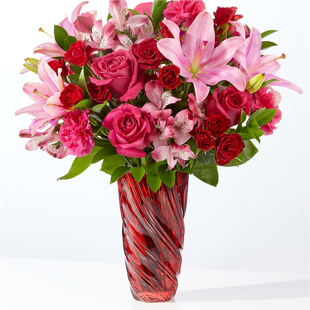 In Love Bouquet with Luxe Swirl Vase – HILL'S FLOWERS AND EVENTS, San Jose CA