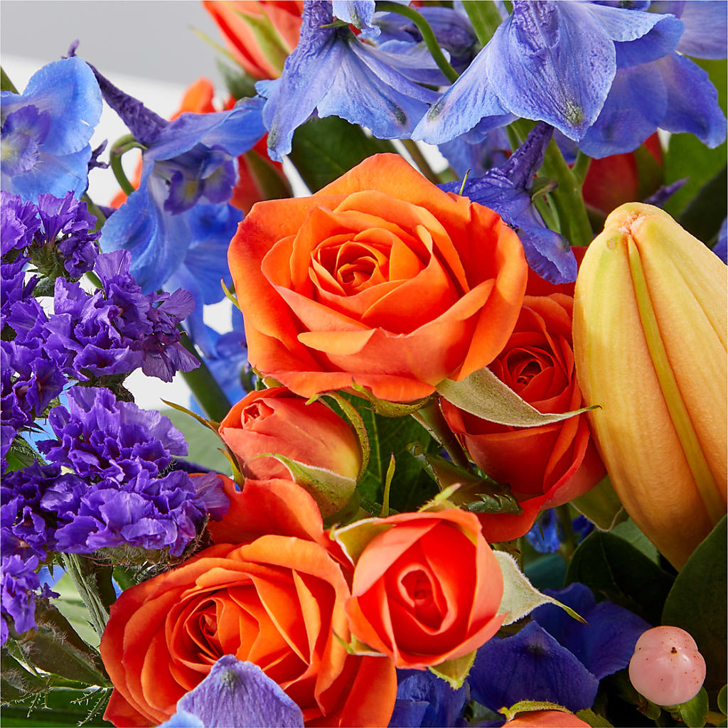 Radiant Citrus Box Bouquet – HILL'S FLOWERS AND EVENTS, San Jose CA