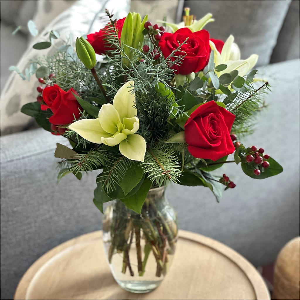 Glittering Lights Bouquet – HILL'S FLOWERS AND EVENTS, San Jose CA