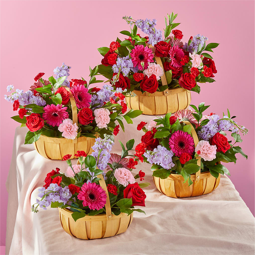 Pink Picnic Basket – HILL'S FLOWERS AND EVENTS, San Jose CA