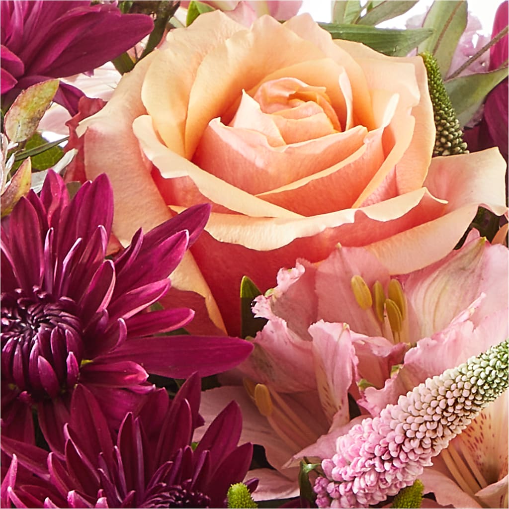 Berry Cobbler Bouquet – HILL'S FLOWERS AND EVENTS, San Jose CA