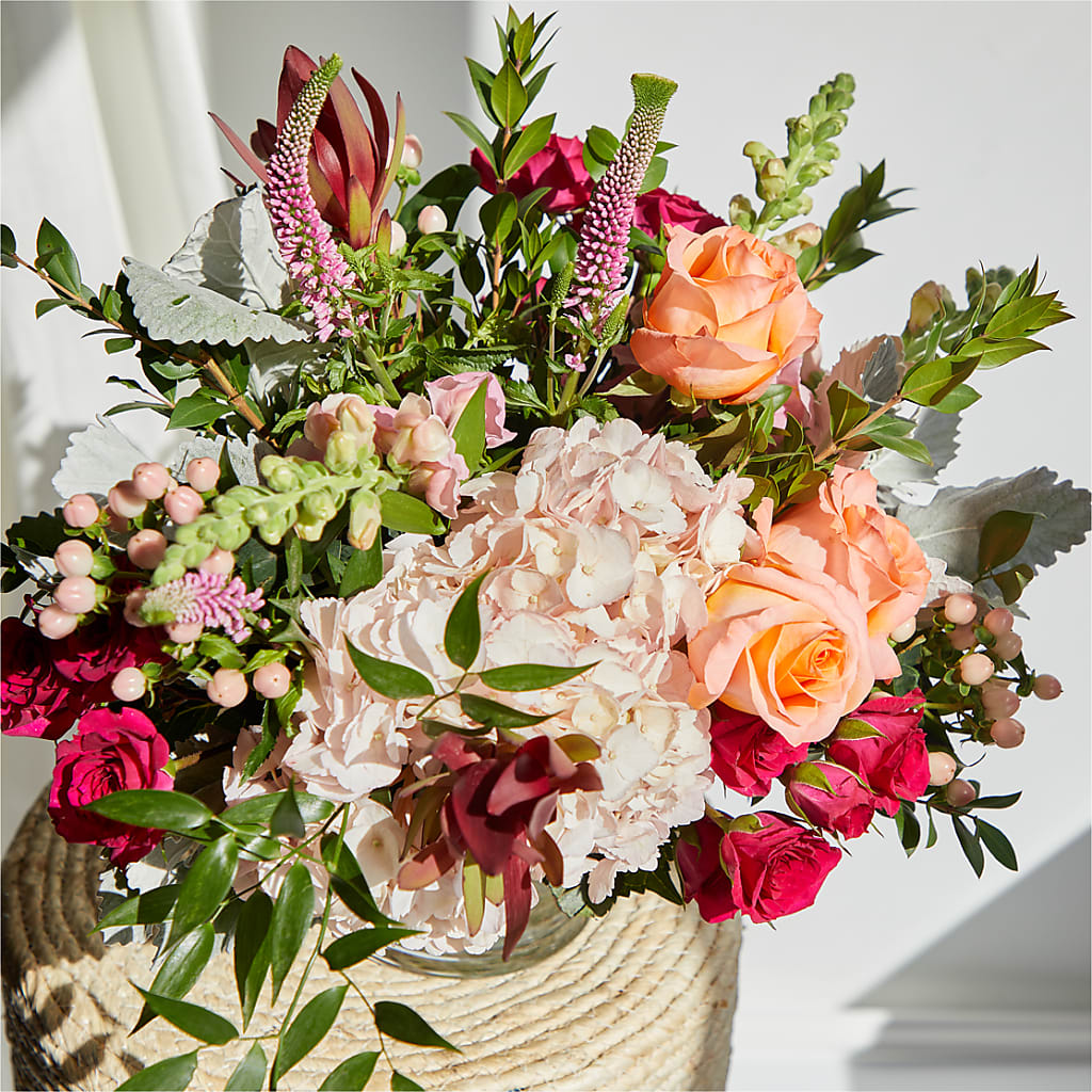 Glitz & Glam Bouquet – HILL'S FLOWERS AND EVENTS, San Jose CA
